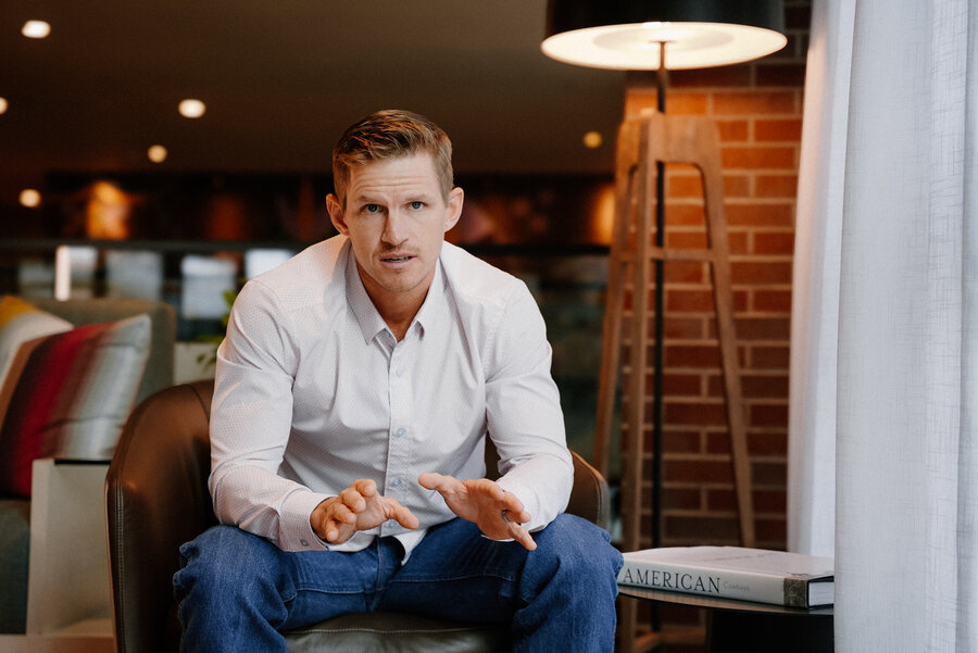 Jon Anderson in a leadership conversation